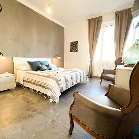 4 Balconi Rooms-Elements B&B Lecce Exterior foto