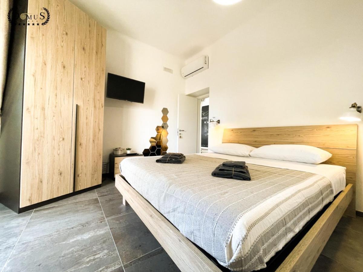4 Balconi Rooms-Elements B&B Lecce Exterior foto